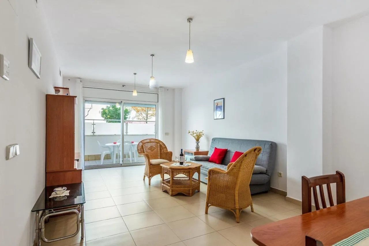 Elegant Apartment In Lloret De Mar 85 M² With Pool